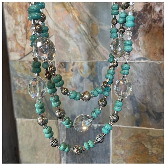 Handmade 3 Strand Crystal Bead Statement Necklace - Picture 4 of 11